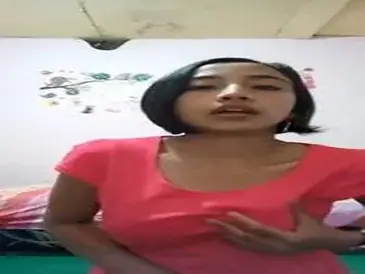 Siaran Privat Gadis Berbaju Pink Di Kamar poster